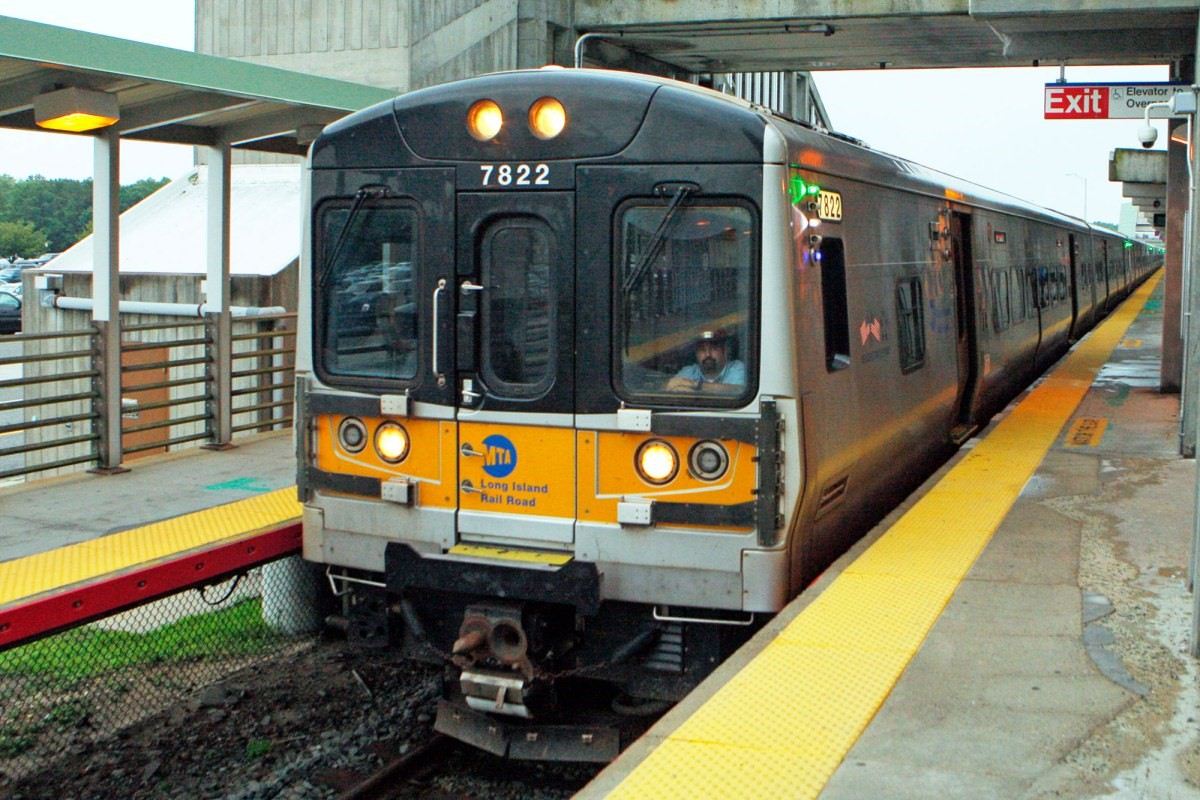 Intteruption LIRR Service