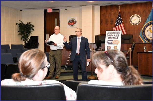 gaylor_holds_town_hall_meeting_lynbrook