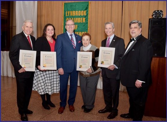 LEGISLATOR GAYLOR ATTENDS LYNBROOK CHAMBER OF COMMERCE INSTALLATION DINNER