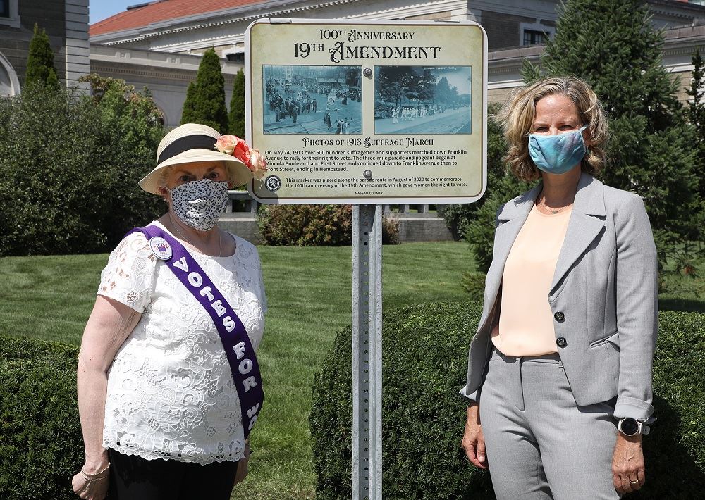 County Executive Curran Unveils Marker Celebrating 100th Anniversary of 19th Amendment