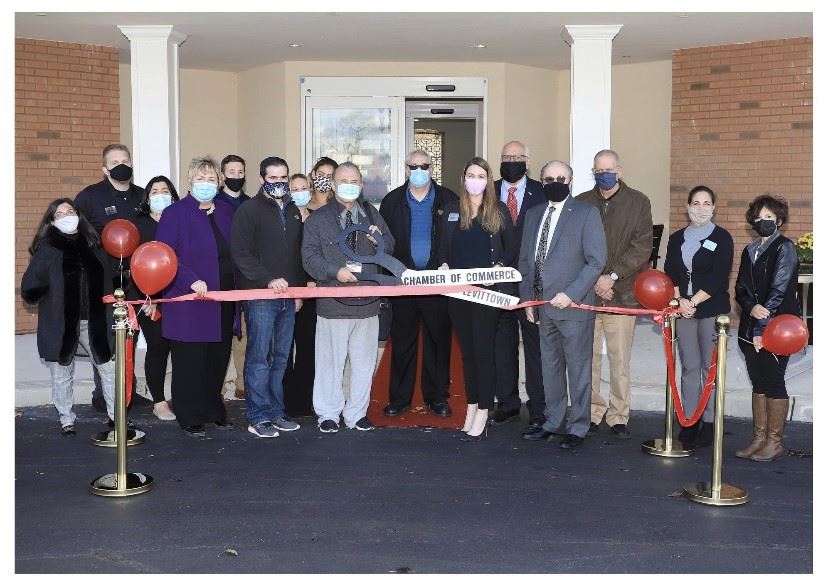 LEGISLATOR FERRETTI WELCOMES VILLAGE  GREEN SENIOR ASSISTED LIVING TO LEVITTOWN