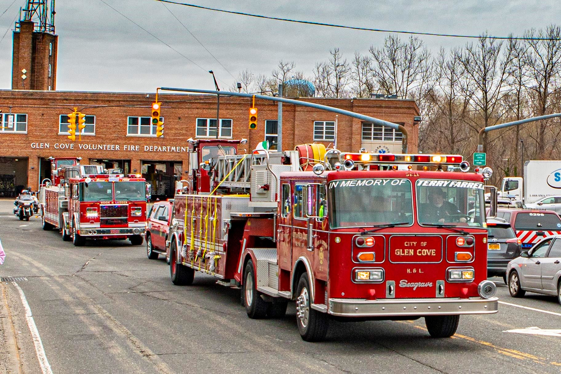 DeRiggi-Whitton - Ladder 5211 - 10